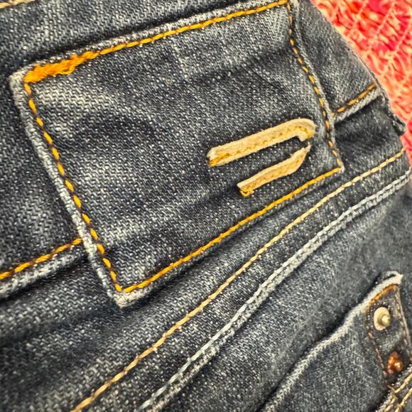 Diesel Bootcut Denim Jeans Blue Low Rise Button Fly Pocket Distressed Hem Sz 26 - Picture 7 of 9
